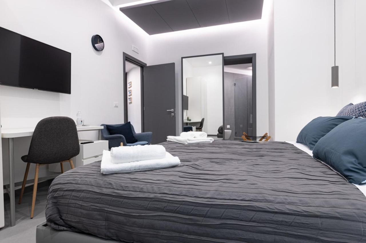 Tito'S Rooms Naples Extérieur photo
