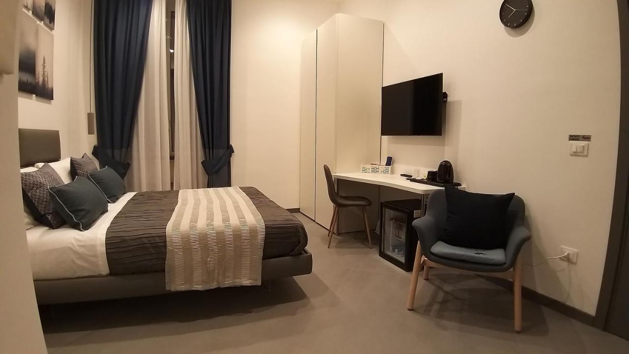 Tito'S Rooms Naples Extérieur photo