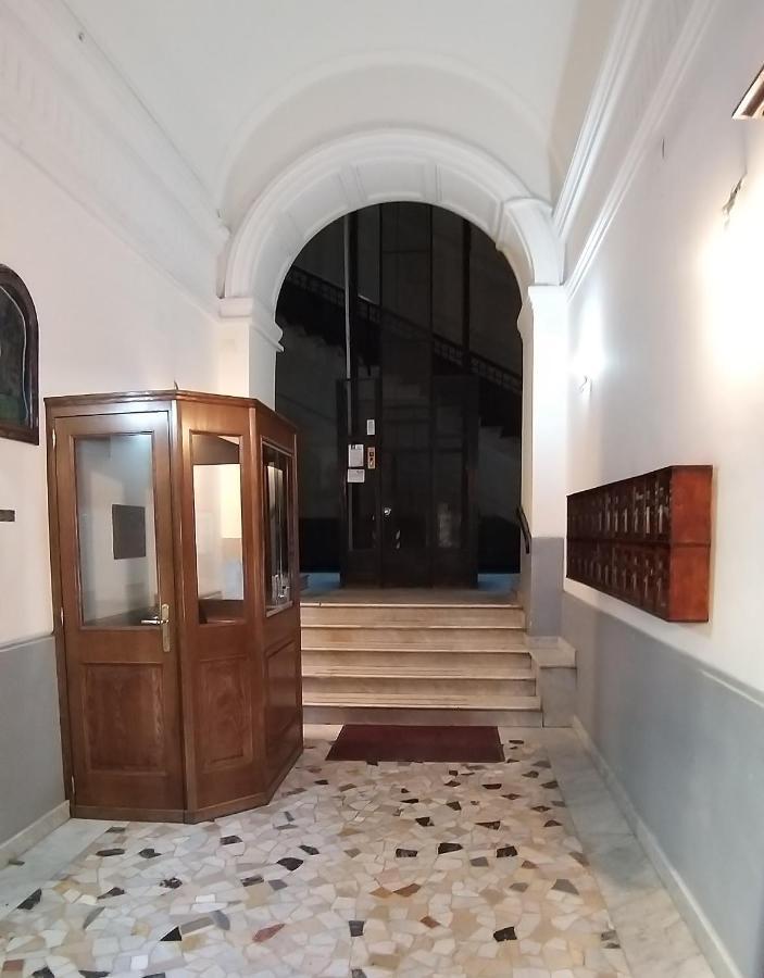 Tito'S Rooms Naples Extérieur photo